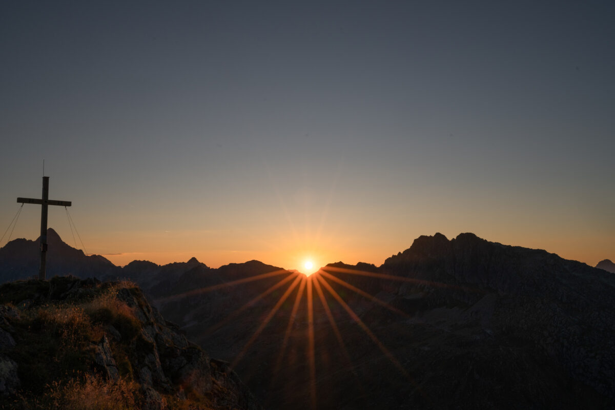 Spatla_Appartements_Sommer_Sonnenuntergang